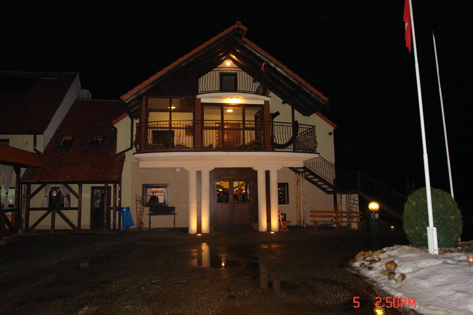 Podkowa Modliszow Villa Exterior photo